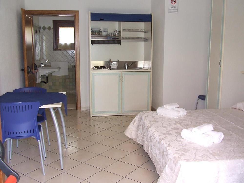 Case Vacanze San Silvestro Будони Экстерьер фото