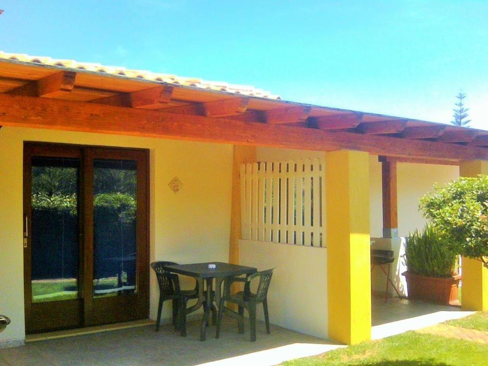 Case Vacanze San Silvestro Будони Экстерьер фото